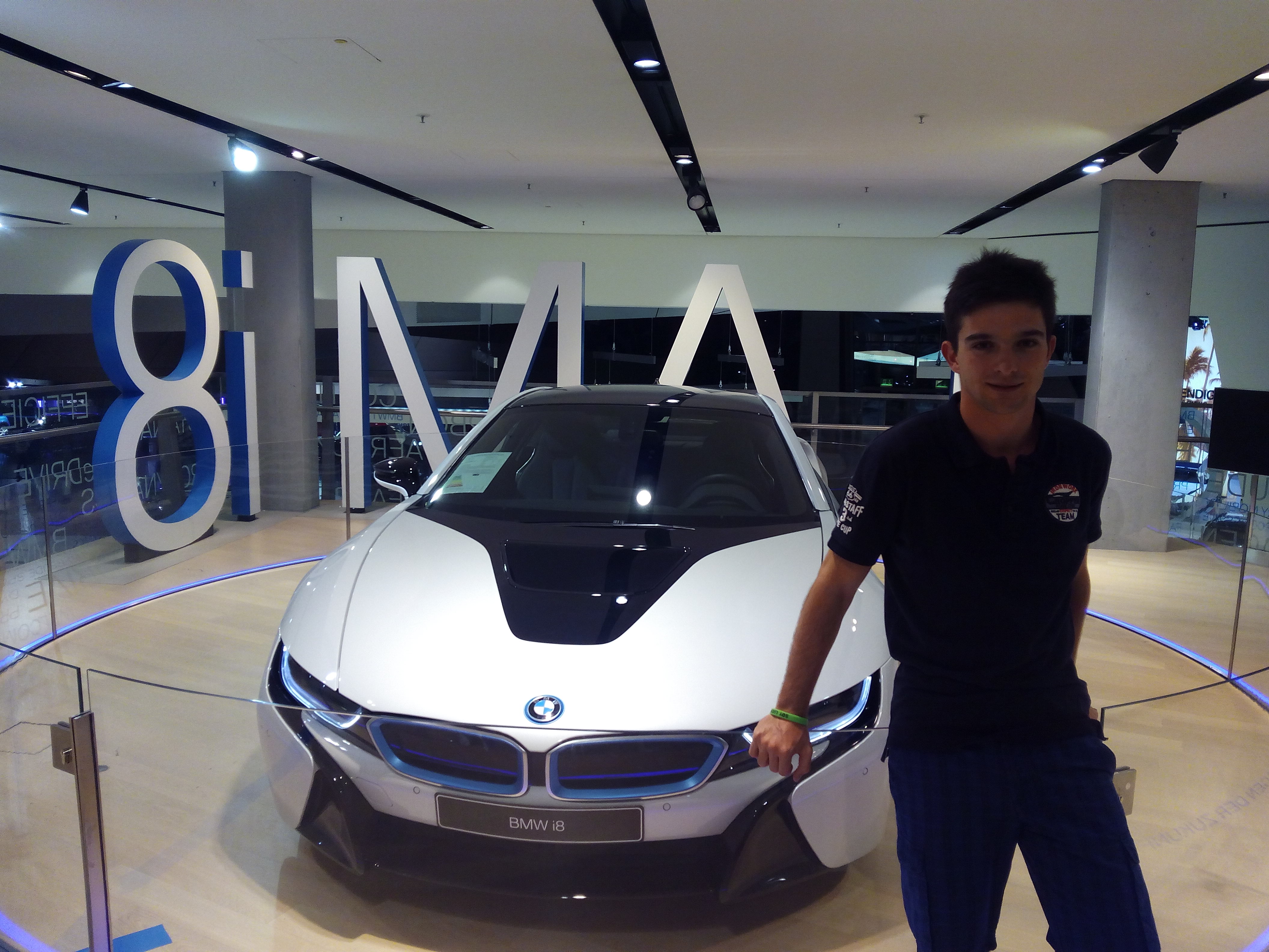 Alvaro en la fabrica de BMW de Munich